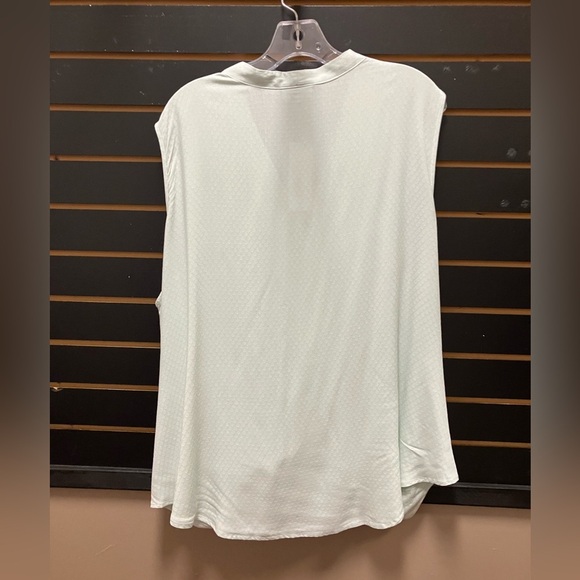 Liz Claiborne Green Wrap Blouse - Picture 3 of 3